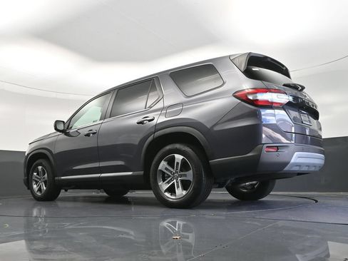 Used 2023 Honda Pilot EX-L image 22