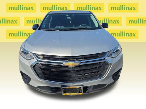 Used 2020 Chevrolet Traverse LS FWD image 16