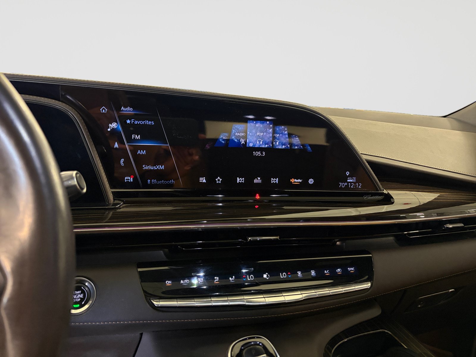 Used 2023 Cadillac Escalade ESV Sport w/ Touring Package AWD/4WD image 15