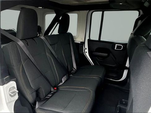 Used 2025 Jeep Wrangler Unlimited Sport AWD/4WD image 25