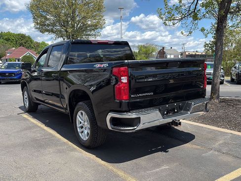 Certified 2022 Chevrolet Silverado 1500 LT AWD/4WD image 5