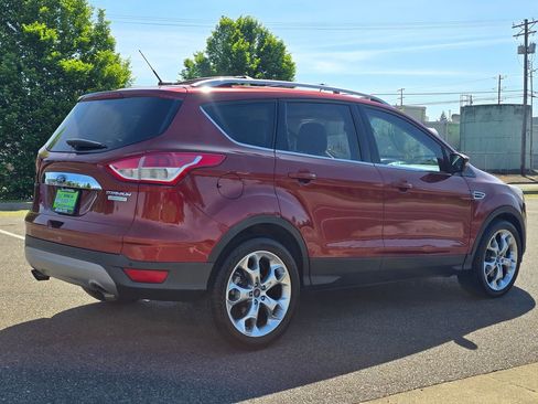 Used 2014 Ford Escape Titanium w/ Equipment Group 401A FWD image 5