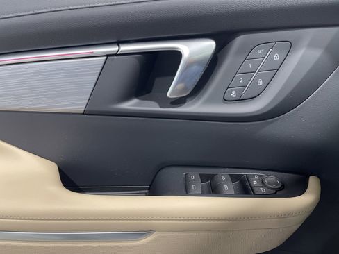 New 2026 Buick Enclave Preferred image 33