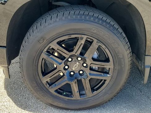 Certified 2023 Chevrolet Silverado 1500 Custom image 8