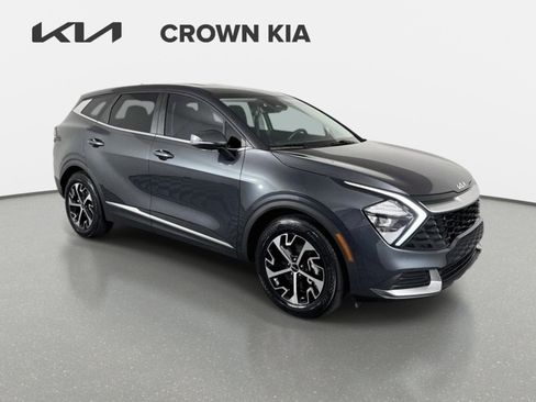 Used 2023 Kia Sportage EX FWD image 3