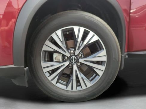 Certified 2023 Nissan Rogue SV FWD image 47