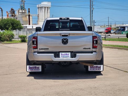 Used 2024 RAM 3500 Laramie w/ Night Edition AWD/4WD image 8