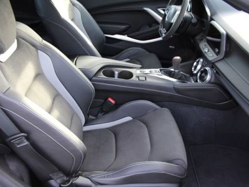 Used 2024 Chevrolet Camaro SS image 29