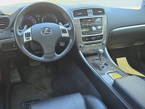 Used 2013 Lexus IS 250 AWD w/ Premium Pkg image 18