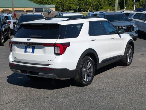 New 2026 Ford Explorer Active w/ Active Comfort Package AWD/4WD image 9