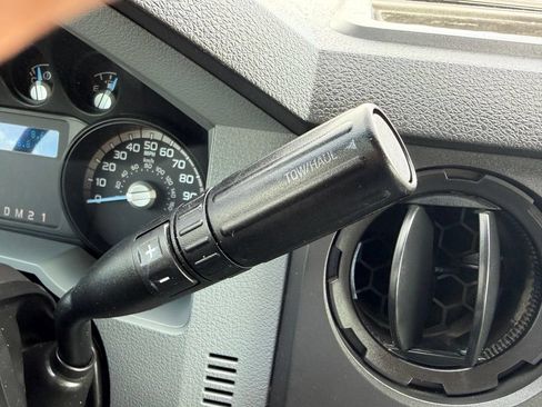 Used 2015 Ford F250 XL w/ Power Equipment Group AWD/4WD image 18