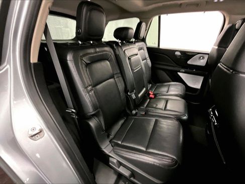 Used 2020 Lincoln Aviator Reserve w/ Equipment Group 202A image 26