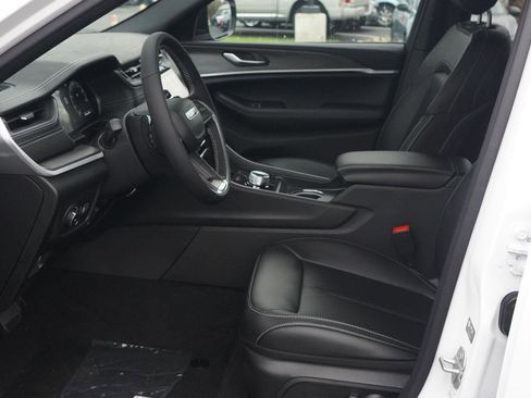 New 2025 Jeep Grand Cherokee Limited w/ Trailer Tow Package image 51