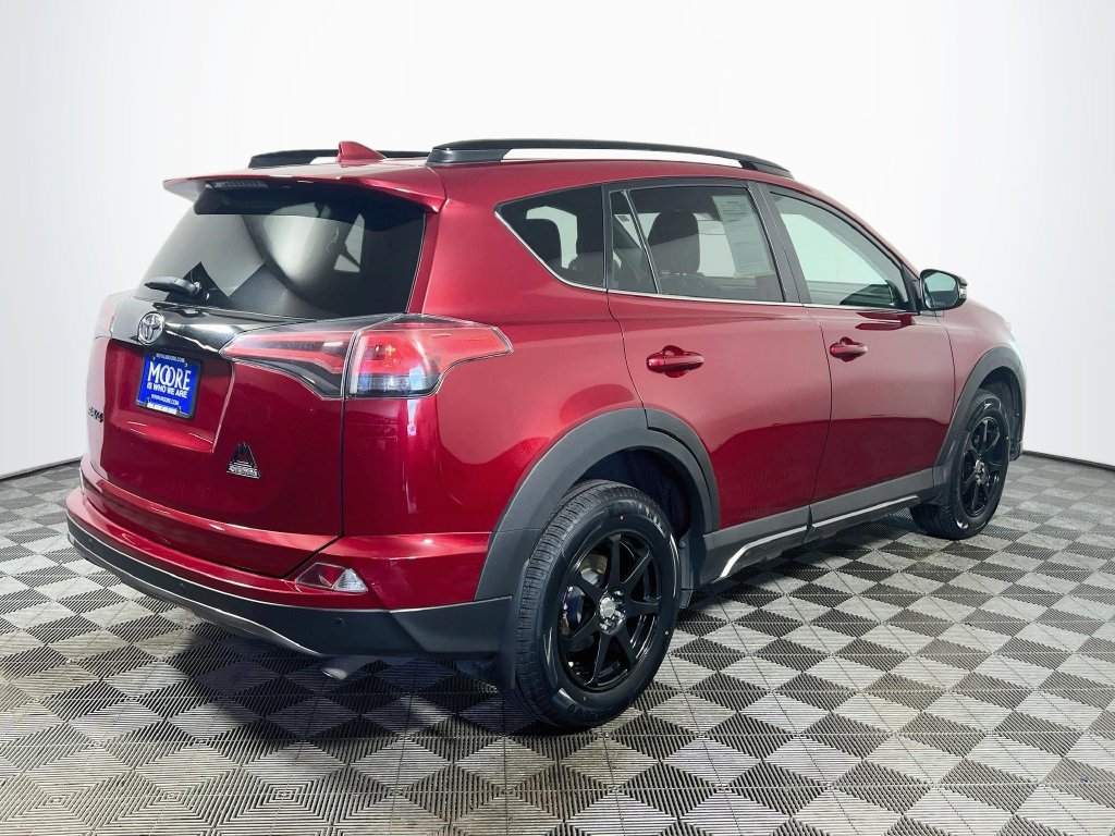 Used 2018 Toyota RAV4 Adventure AWD/4WD image 7