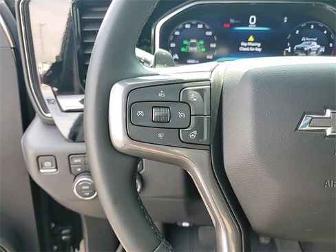 Certified 2024 Chevrolet Silverado 1500 ZR2 image 15