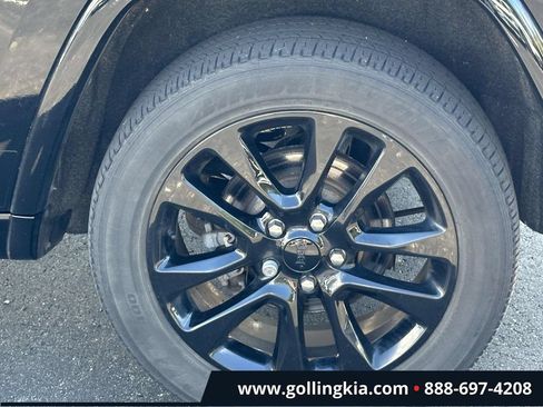 Used 2019 Jeep Grand Cherokee Altitude AWD/4WD image 6