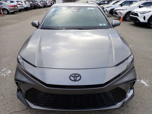 New 2026 Toyota Camry SE image 9