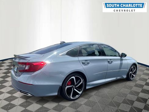 Used 2021 Honda Accord Sport image 4