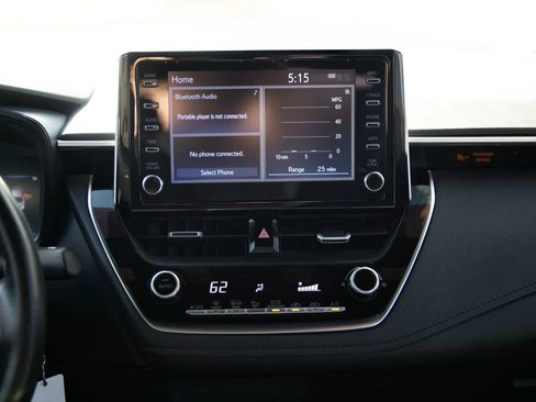 Used 2020 Toyota Corolla SE image 30