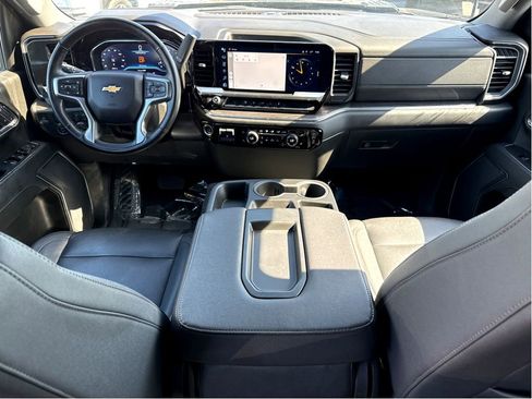 Used 2024 Chevrolet Silverado 2500 LTZ image 10