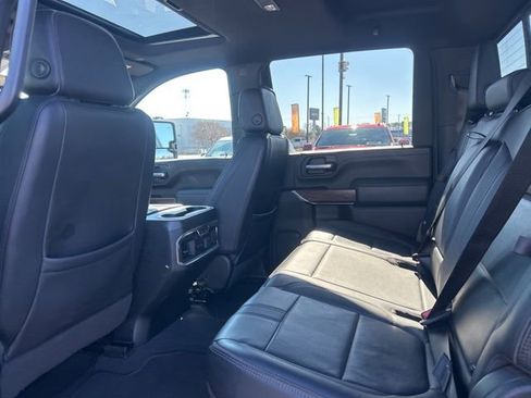 Used 2023 Chevrolet Silverado 3500 High Country image 29