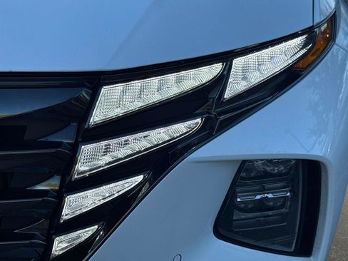 Certified 2024 Hyundai Tucson Limited image 10