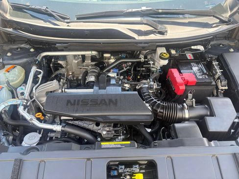 Used 2026 Nissan Rogue SL AWD/4WD image 34