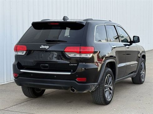 Used 2019 Jeep Grand Cherokee Limited w/ Luxury Group II image 4