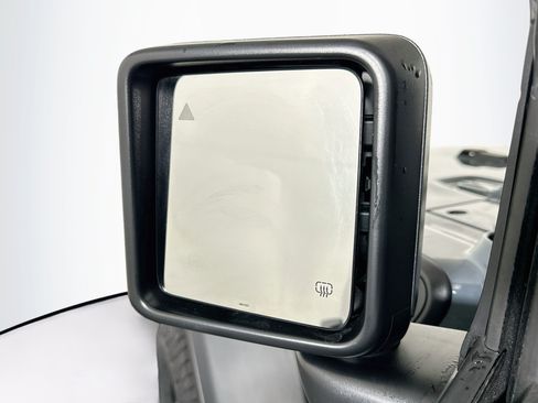 Used 2024 Jeep Wrangler Unlimited AWD/4WD image 16