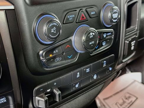 Used 2021 RAM 1500 Warlock AWD/4WD image 15