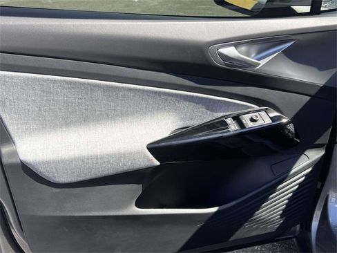 Used 2023 Volkswagen ID.4 Pro image 24