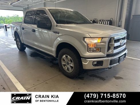 Used 2017 Ford F150 XLT w/ Trailer Tow Package AWD/4WD image 7