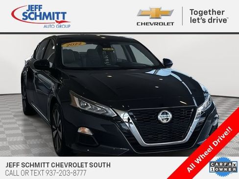 Used 2022 Nissan Altima 2.5 SV image 1