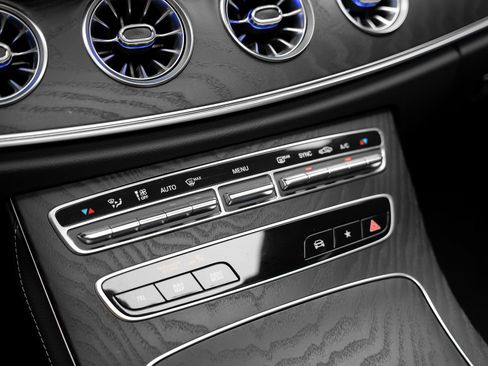 Used 2023 Mercedes-Benz E 450 Coupe image 49