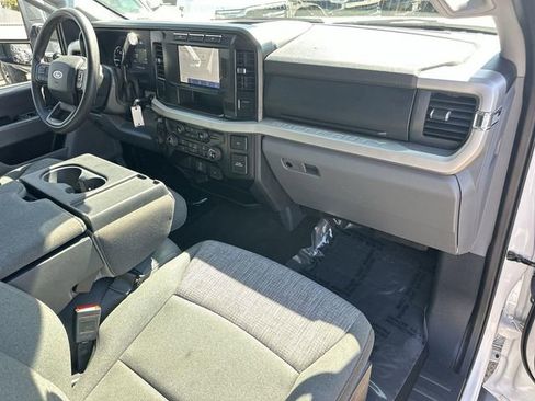 Used 2024 Ford F250 XLT AWD/4WD image 25