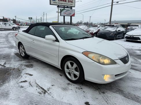 Used 2005 Toyota Solara SLE image 4