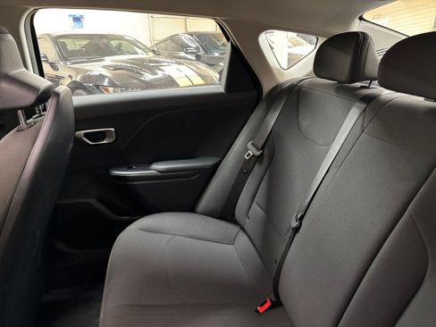Used 2026 Kia K4 FWD image 38