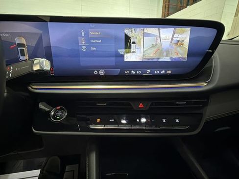 Certified 2024 Buick Envision Avenir AWD/4WD image 17