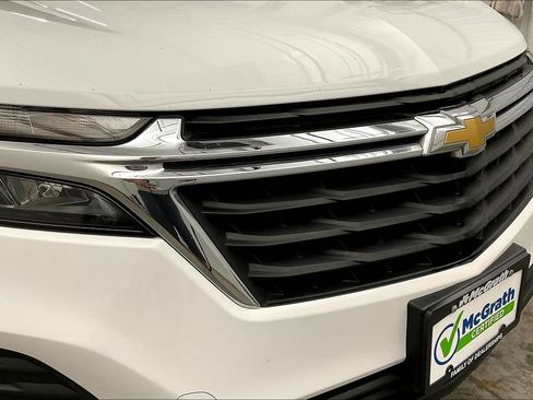 Used 2022 Chevrolet Equinox LS image 31