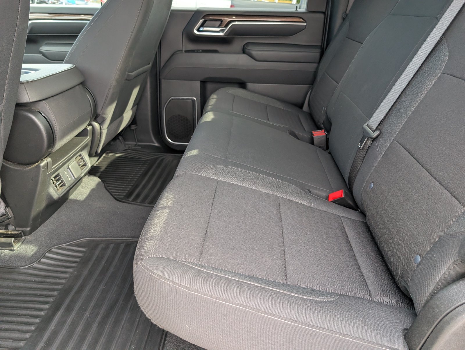 Used 2025 Chevrolet Silverado 2500 LT w/ Safety Package AWD/4WD image 14
