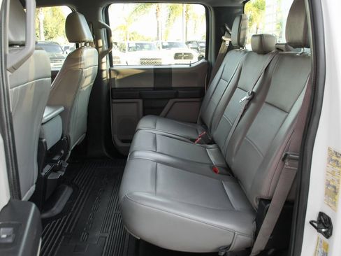 Used 2019 Ford F250 XL w/ Power Equipment Group image 41