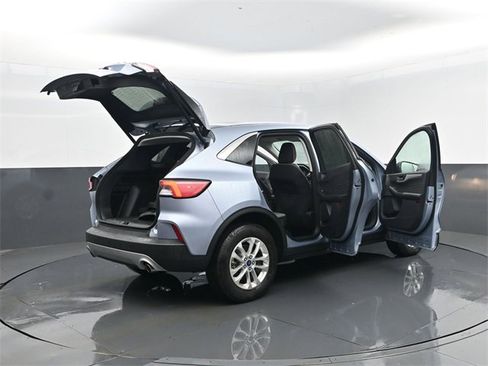 Used 2022 Ford Escape SE w/ Convenience Package image 30