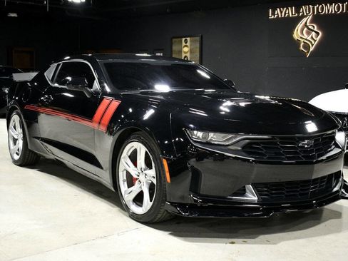 Used 2022 Chevrolet Camaro LT w/ RS Package image 5