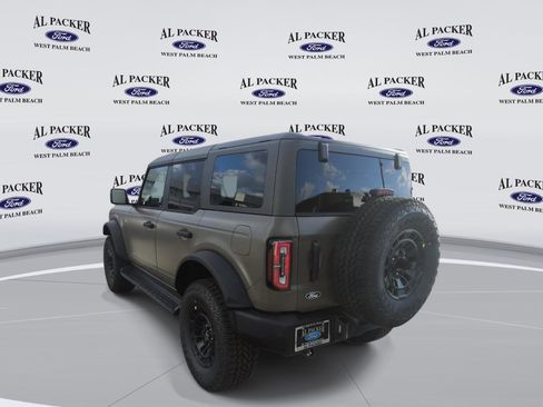 New 2026 Ford Bronco Outer Banks image 3