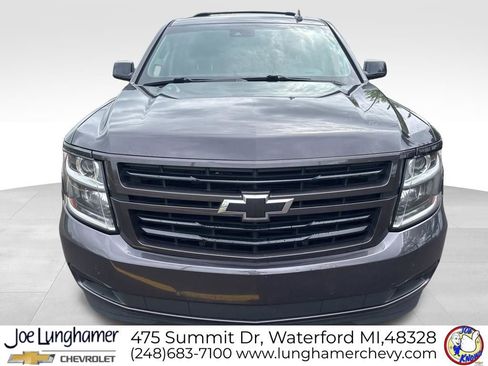Used 2018 Chevrolet Suburban LT AWD/4WD image 2