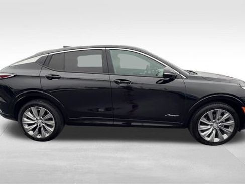 Certified 2025 Buick Envista Preferred FWD image 8