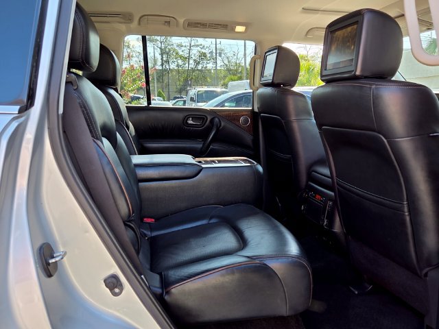 Used 2020 Nissan Armada Platinum w/ Captain's Chairs Package RWD image 17