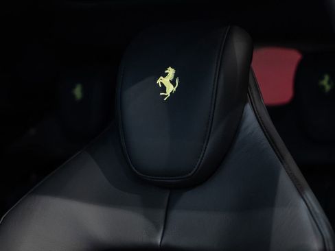 Certified 2025 Ferrari Purosangue AWD/4WD image 6