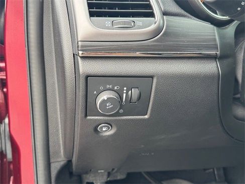 Used 2020 Jeep Grand Cherokee Limited X image 18