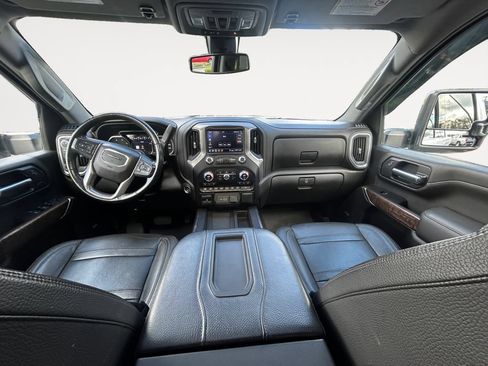 Used 2020 GMC Sierra 3500 Denali w/ Gooseneck/5TH Wheel Package AWD/4WD image 12